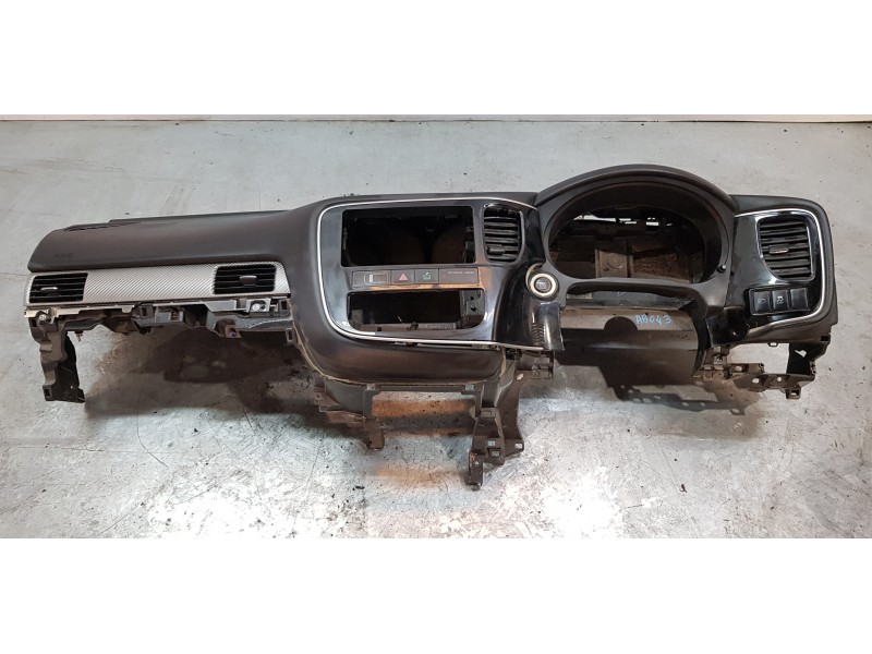 Recambio de salpicadero para mitsubishi outlander (gf0) motion 4wd referencia OEM IAM 8000A514XA  
