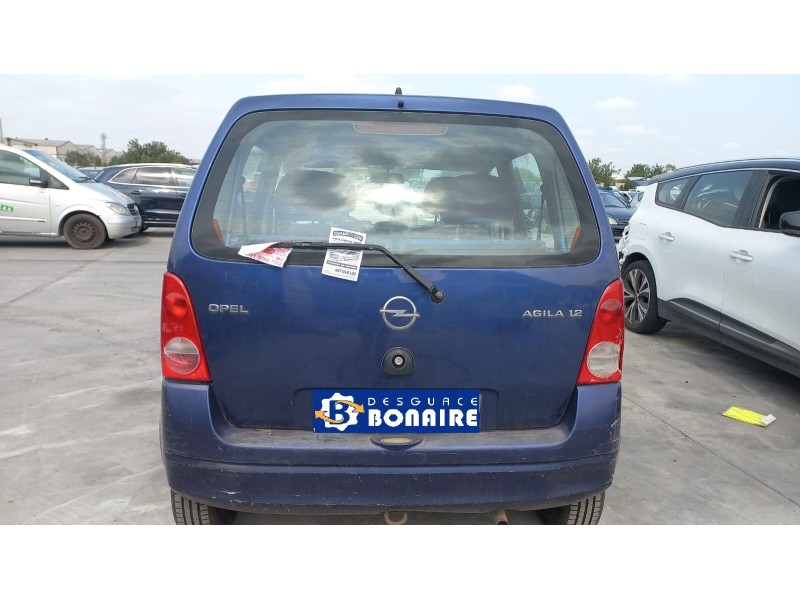 opel agila del año 2001