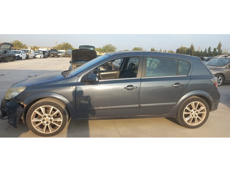 opel astra h berlina del año 2007