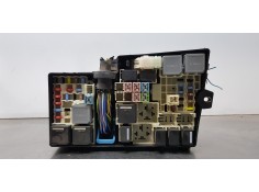 Recambio de caja reles / fusibles para ford c-max titanium referencia OEM IAM AV6T14A067AC