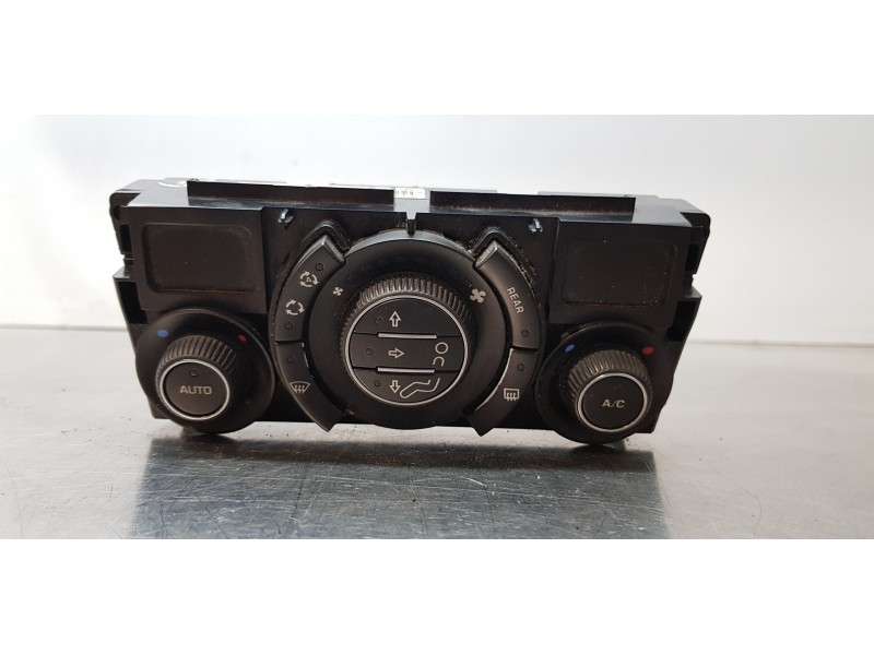 Recambio de mando climatizador para peugeot 5008 active referencia OEM IAM 96738323XT  