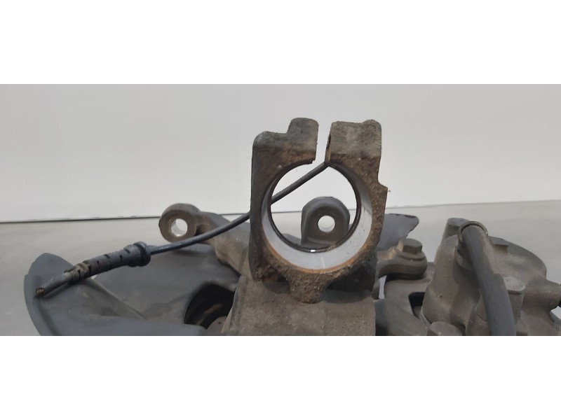 Recambio de mangueta delantera izquierda para bmw serie 3 berlina (e46) 320d referencia OEM IAM 31211096429   Recambio de mangueta delantera izquierda para bmw serie 3 berlina (e46) 320d referencia OEM IAM 31211096429