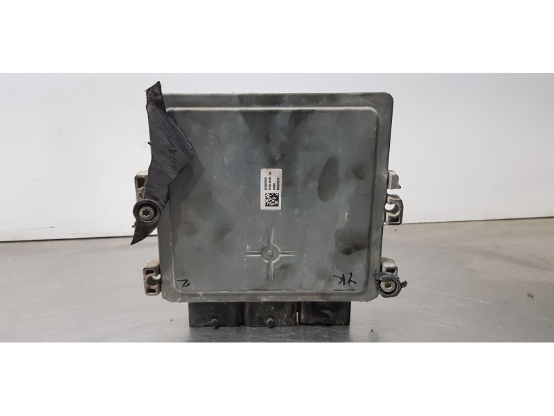 Recambio de centralita motor uce para ford c-max titanium referencia OEM IAM AV6112A650YJ  