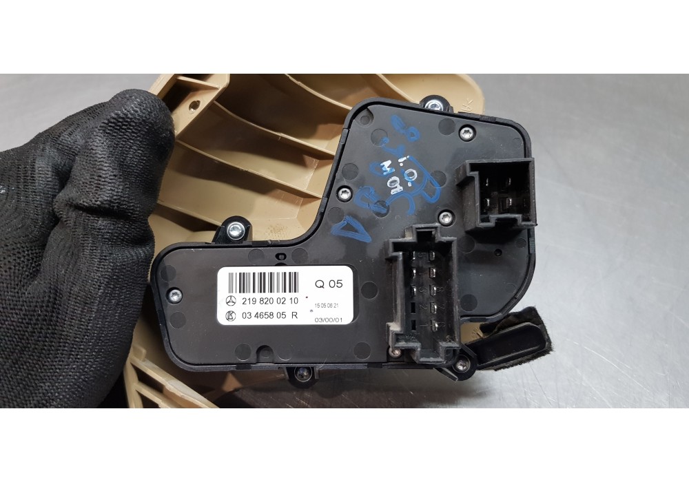 Recambio de interruptor de asiento para mercedes clase cls (w219) 350 cgi (219.357) referencia OEM IAM 2198200210  
