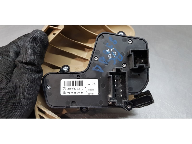 Recambio de interruptor de asiento para mercedes clase cls (w219) 350 cgi (219.357) referencia OEM IAM 2198200210  