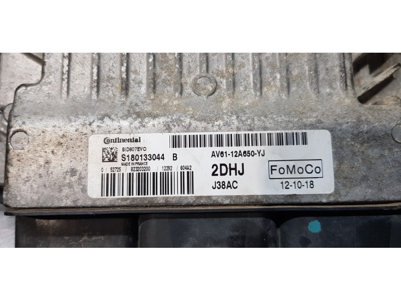 Recambio de centralita motor uce para ford c-max titanium referencia OEM IAM AV6112A650YJ  