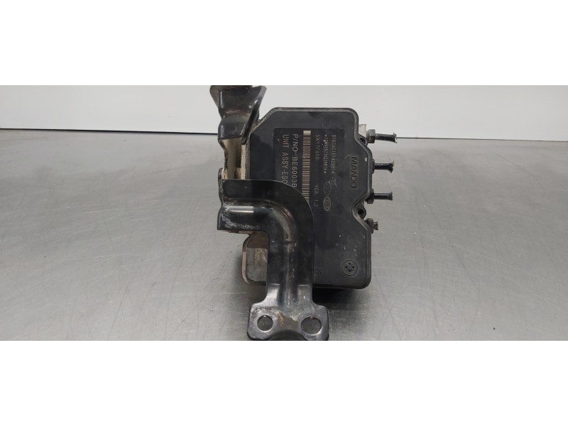 Recambio de abs para hyundai ix35 style awd referencia OEM IAM 589202Y350  