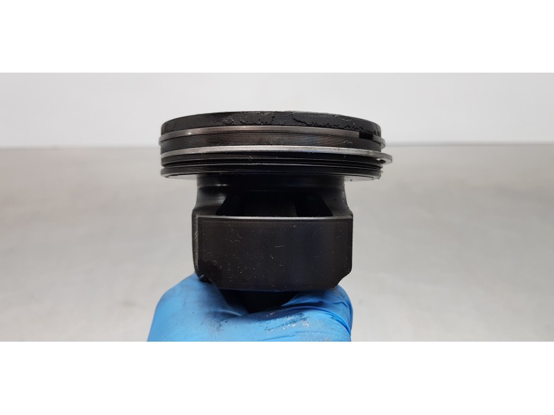 Recambio de piston para renault scenic iv grand zen referencia OEM IAM 120A16279R  