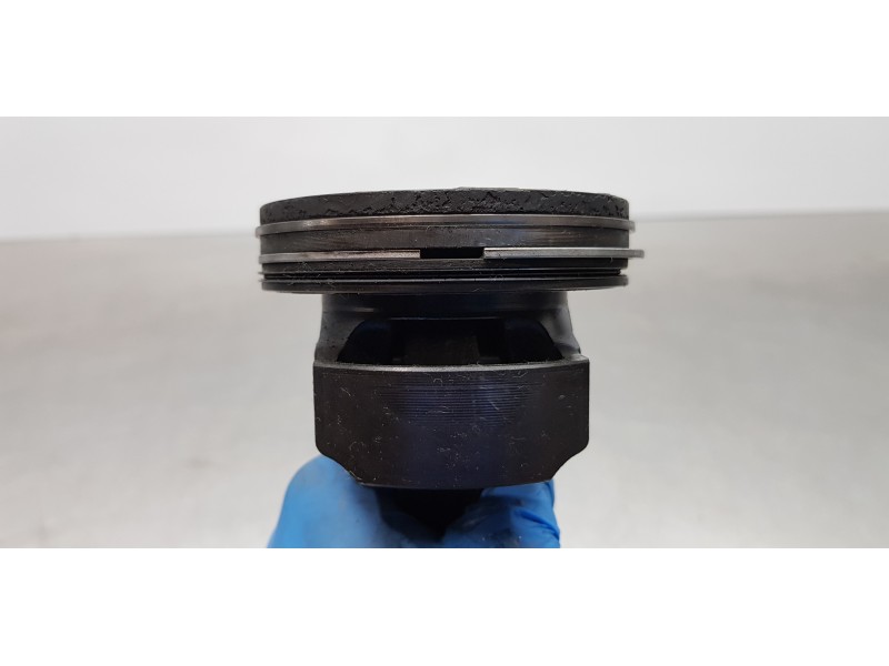 Recambio de piston para renault scenic iv grand zen referencia OEM IAM 120A16279R  