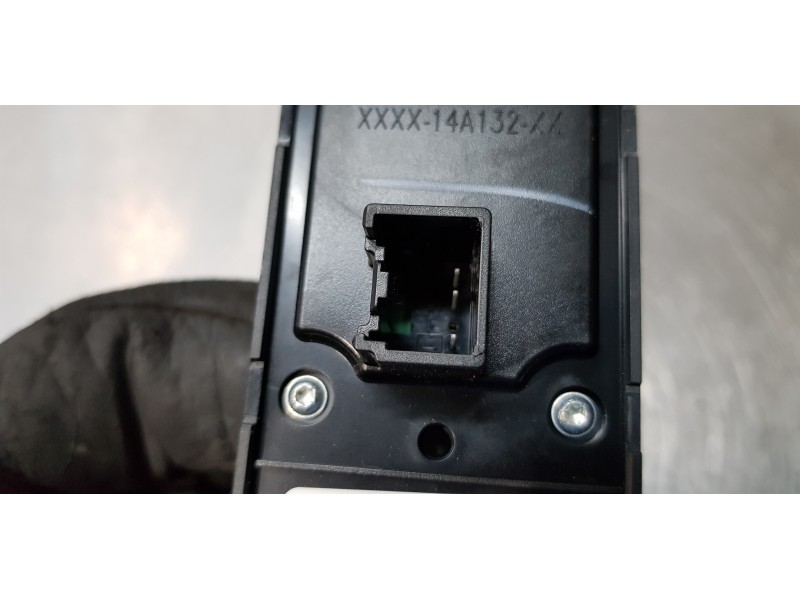 Recambio de mando elevalunas delantero izquierdo para ford c-max titanium referencia OEM IAM AM5T14A132DB   Recambio de mando elevalunas delantero izquierdo para ford c-max titanium referencia OEM IAM AM5T14A132DB