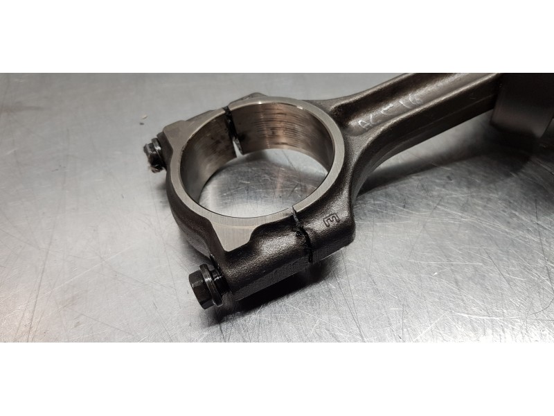 Recambio de piston para renault scenic iv grand zen referencia OEM IAM 120A16279R  