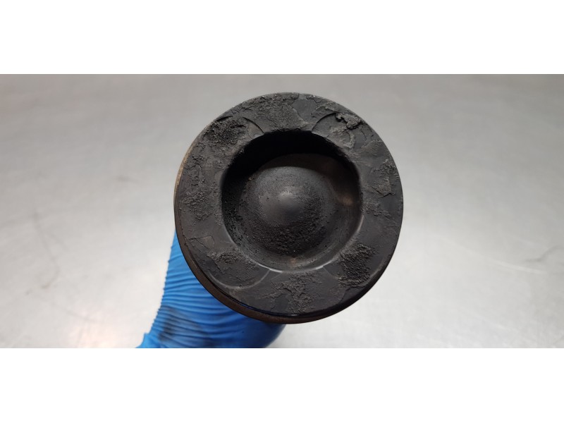 Recambio de piston para renault scenic iv grand zen referencia OEM IAM 120A16279R  