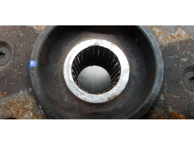 Recambio de mangueta delantera izquierda para peugeot 5008 active referencia OEM IAM 1606630980  