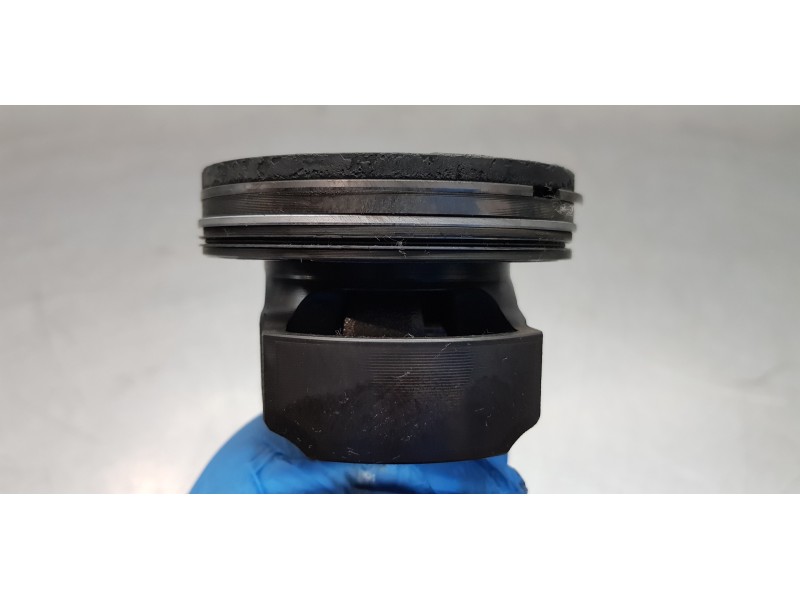 Recambio de piston para renault scenic iv grand zen referencia OEM IAM 120A16279R  