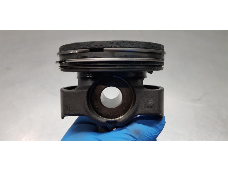 Recambio de piston para renault scenic iv grand zen referencia OEM IAM 120A16279R  