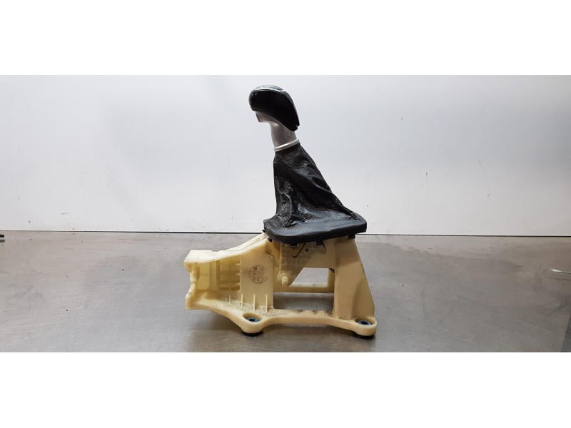 Recambio de palanca cambio para hyundai i40 premium referencia OEM IAM 437003Z250RY  