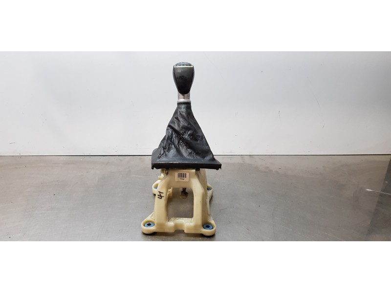 Recambio de palanca cambio para hyundai i40 premium referencia OEM IAM 437003Z250RY  