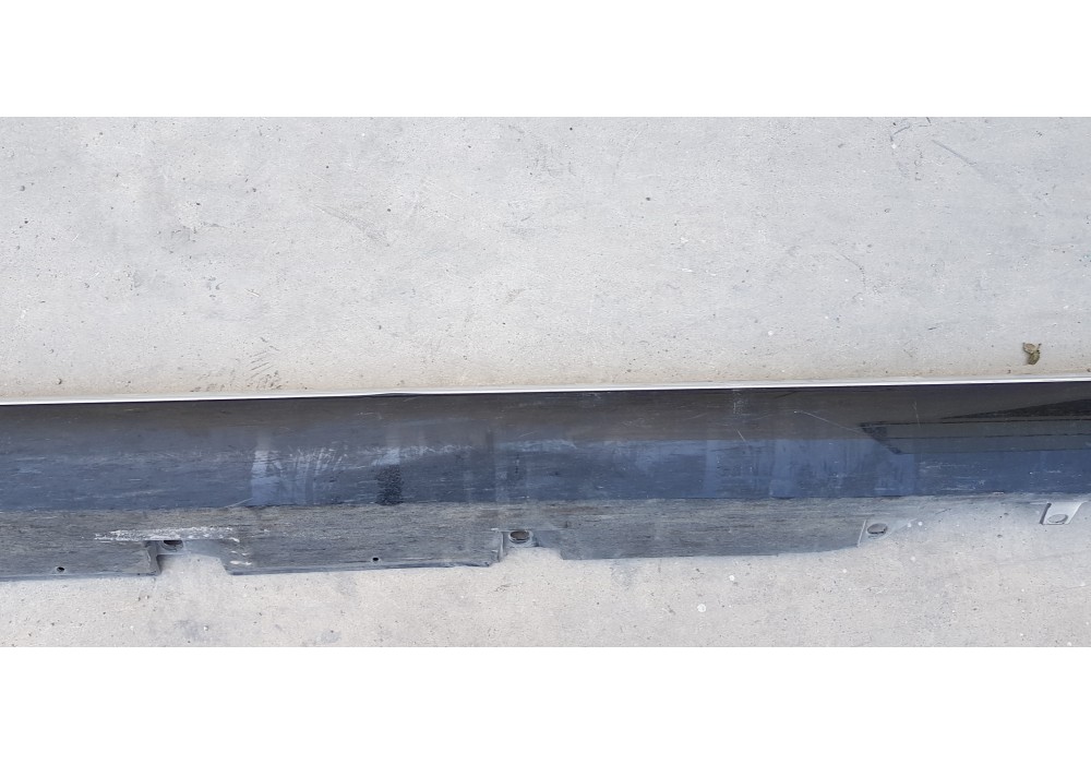 Recambio de faldon lateral para audi a8 (4hc/4hl) 3.0 tdi clean diesel quattro referencia OEM IAM 4H0853859EGRU  