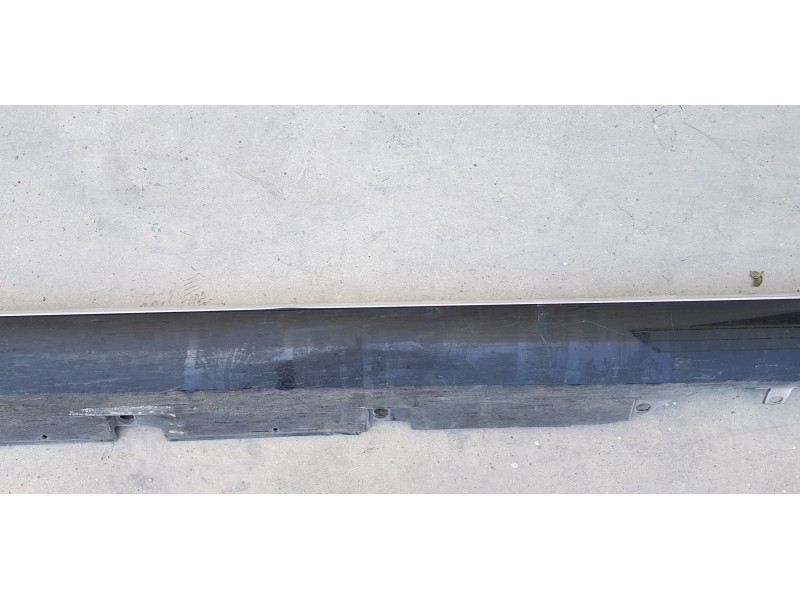 Recambio de faldon lateral para audi a8 (4hc/4hl) 3.0 tdi clean diesel quattro referencia OEM IAM 4H0853859EGRU  