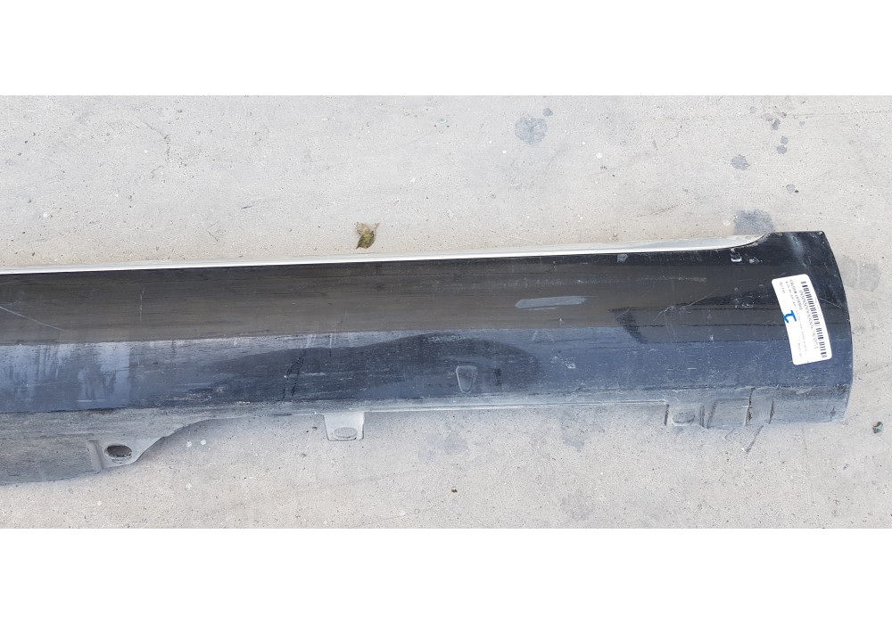 Recambio de faldon lateral para audi a8 (4hc/4hl) 3.0 tdi clean diesel quattro referencia OEM IAM 4H0853859EGRU  