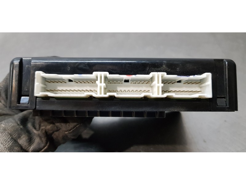 Recambio de modulo electronico para hyundai i40 premium referencia OEM IAM 954803Z102  