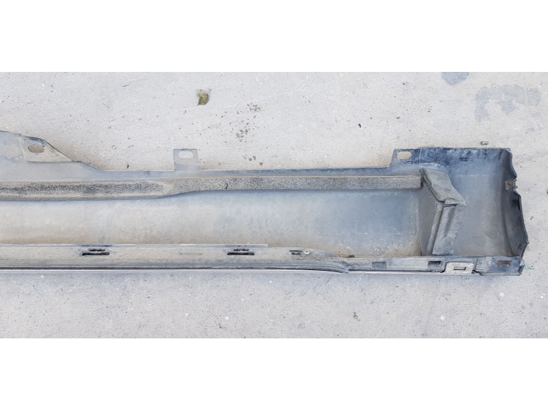 Recambio de faldon lateral para audi a8 (4hc/4hl) 3.0 tdi clean diesel quattro referencia OEM IAM 4H0853859EGRU  