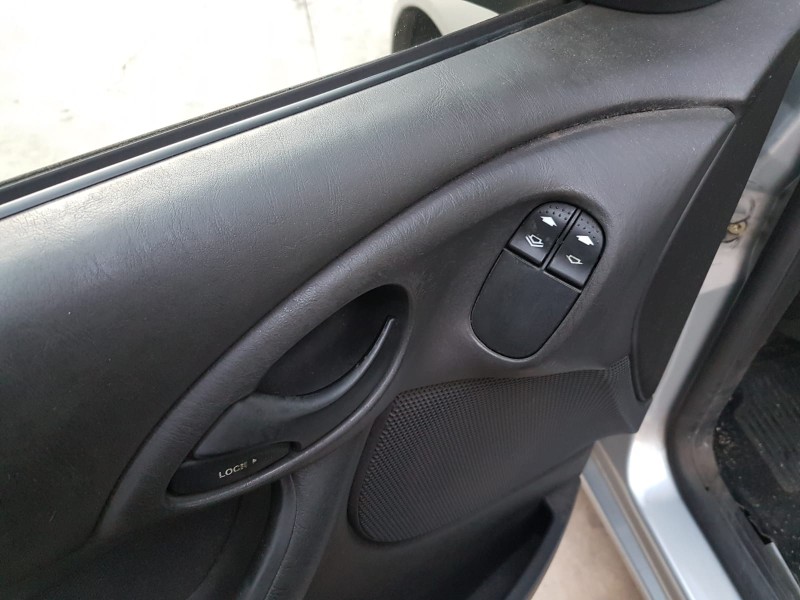 ford focus berlina (cak) del año 2003 ford focus berlina (cak) del año 2003
