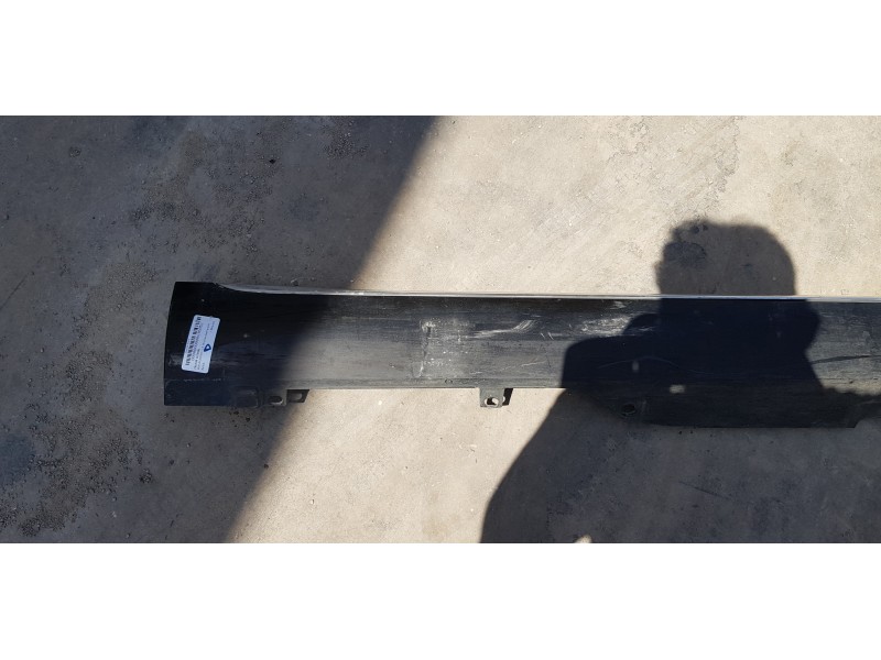 Recambio de faldon lateral para audi a8 (4hc/4hl) 3.0 tdi clean diesel quattro referencia OEM IAM 4H0853860EGRU  