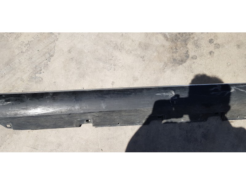 Recambio de faldon lateral para audi a8 (4hc/4hl) 3.0 tdi clean diesel quattro referencia OEM IAM 4H0853860EGRU  