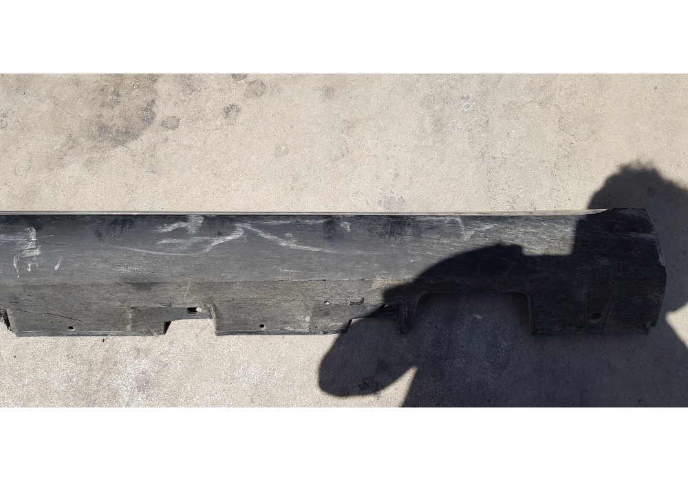 Recambio de faldon lateral para audi a8 (4hc/4hl) 3.0 tdi clean diesel quattro referencia OEM IAM 4H0853860EGRU  