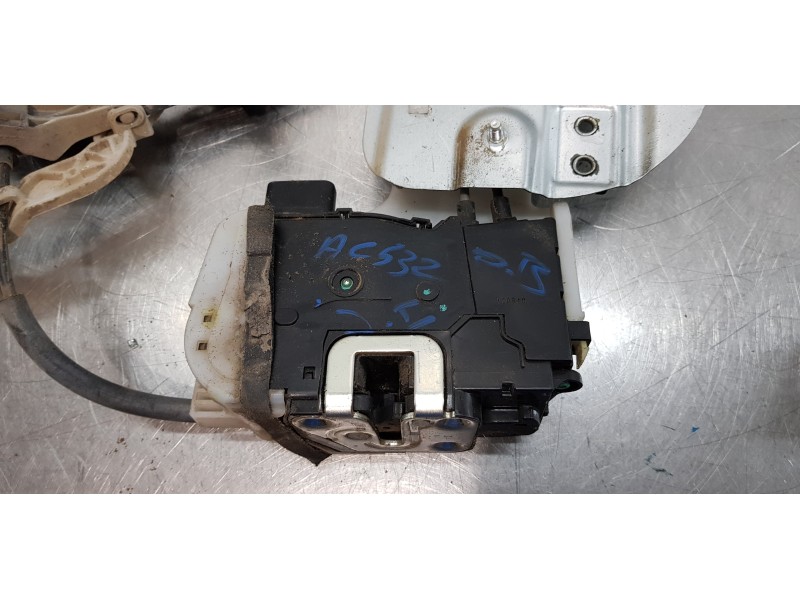 Recambio de elevalunas delantero izquierdo para hyundai ix35 style awd referencia OEM IAM 824012Y000  