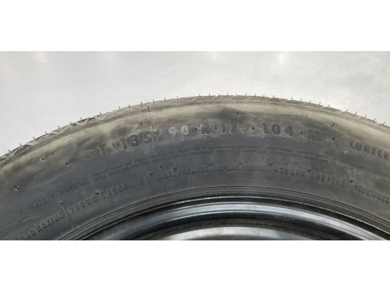 Recambio de neumatico repuesto para ford kuga (cbv) titanium referencia OEM IAM 1683577 8V41AA 8V411100AB