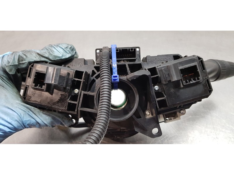 Recambio de anillo airbag para honda cr-v (re) elegance referencia OEM IAM 35251SWAE41 35250SWAE410M1 77900SNAU31 Recambio de anillo airbag para honda cr-v (re) elegance referencia OEM IAM 35251SWAE41 35250SWAE410M1 77900SNAU31