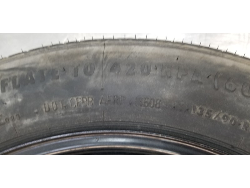 Recambio de neumatico repuesto para ford kuga (cbv) titanium referencia OEM IAM 1683577 8V41AA 8V411100AB