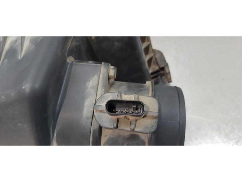 Recambio de filtro aire para hyundai ix35 style awd referencia OEM IAM 281102S000  