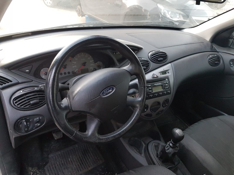ford focus berlina (cak) del año 2003 ford focus berlina (cak) del año 2003