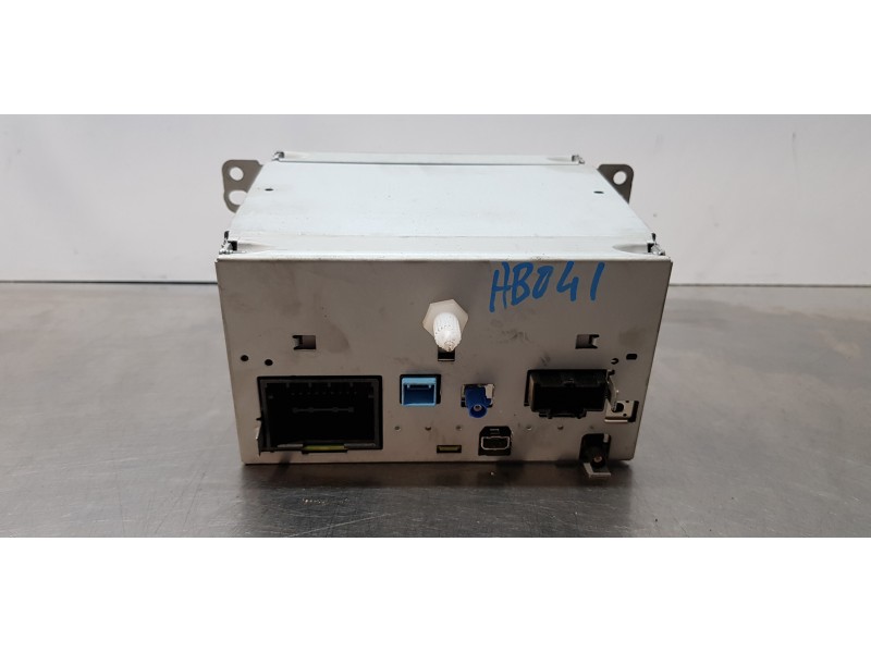 Recambio de sistema audio / radio cd para opel astra j lim. cosmo referencia OEM IAM 22739813  