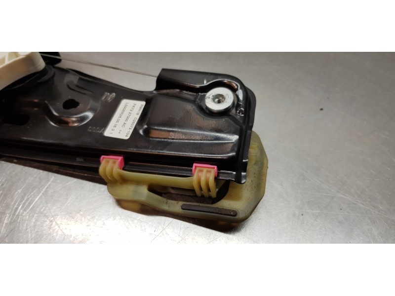 Recambio de elevalunas trasero derecho para land rover discovery sport pure referencia OEM IAM LR059008 FK7227000AB FK7227000AC