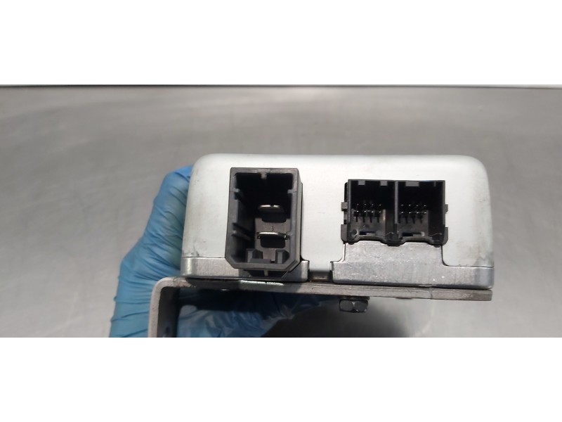 Recambio de modulo electronico para hyundai ix35 style awd referencia OEM IAM 563452S510  