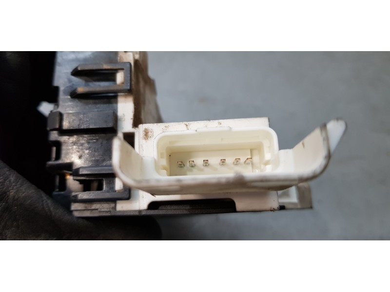 Recambio de cerradura puerta delantera derecha para citroen c4 berlina cool referencia OEM IAM 9681331480   Recambio de cerradura puerta delantera derecha para citroen c4 berlina cool referencia OEM IAM 9681331480