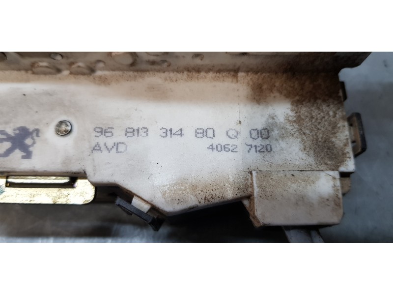 Recambio de cerradura puerta delantera derecha para citroen c4 berlina cool referencia OEM IAM 9681331480   Recambio de cerradura puerta delantera derecha para citroen c4 berlina cool referencia OEM IAM 9681331480