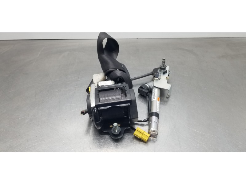 Recambio de cinturon seguridad delantero izquierdo para honda cr-v (re) elegance referencia OEM IAM 81850SWWG01ZA 608200300A  Recambio de cinturon seguridad delantero izquierdo para honda cr-v (re) elegance referencia OEM IAM 81850SWWG01ZA 608200300A