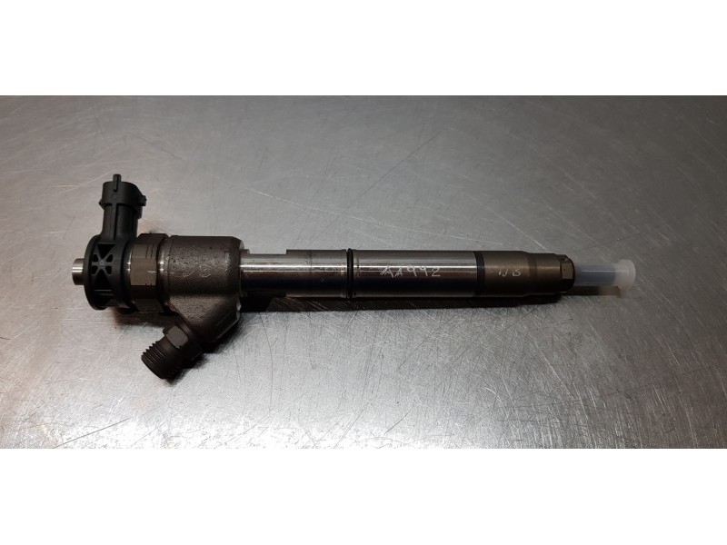 Recambio de inyector para kia carens ( ) concept referencia OEM IAM 338002A610  