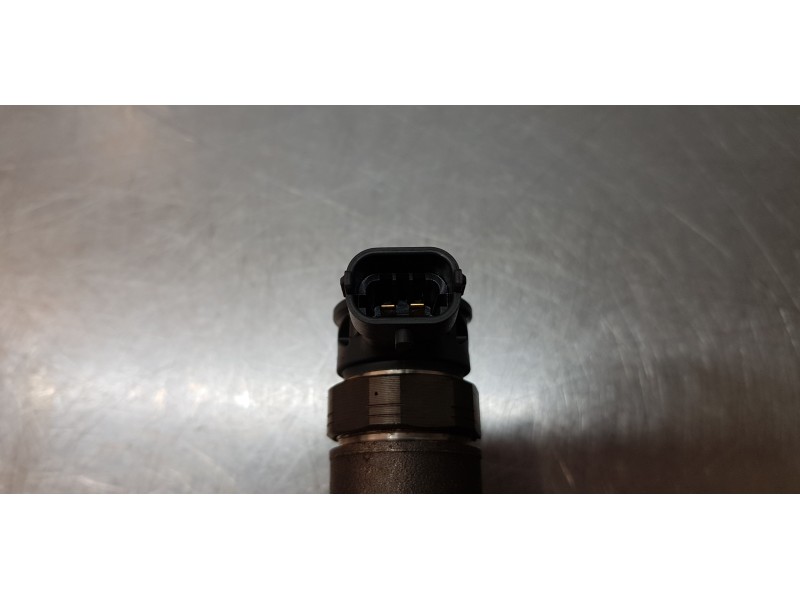 Recambio de inyector para kia carens ( ) concept referencia OEM IAM 338002A610  