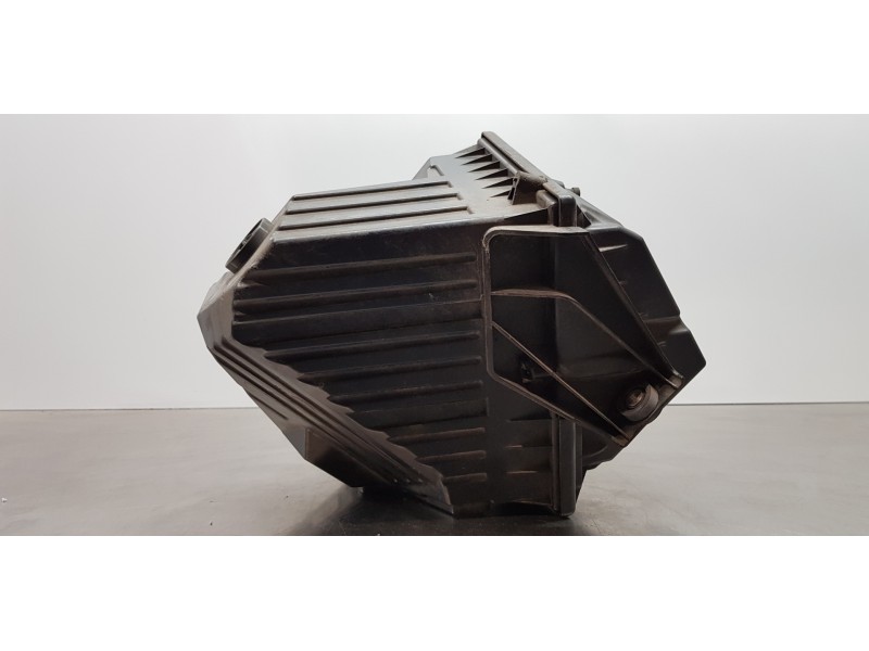 Recambio de filtro aire para land rover discovery sport pure referencia OEM IAM LR126064 GJ329600AD GJ329600AE