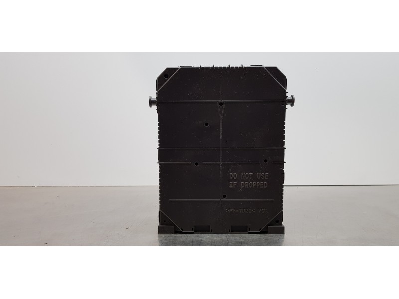 Recambio de caja reles / fusibles para peugeot 3008 style referencia OEM IAM 9830805680   Recambio de caja reles / fusibles para peugeot 3008 style referencia OEM IAM 9830805680