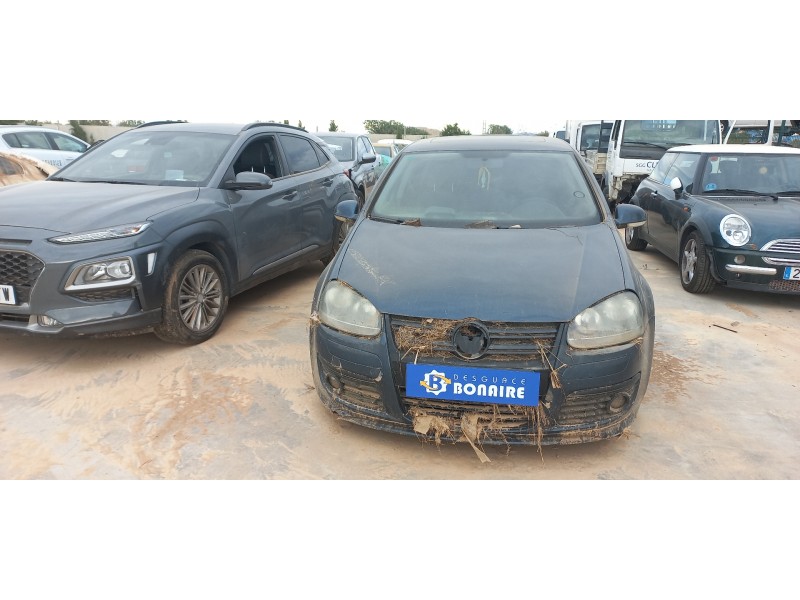 volkswagen golf v berlina (1k1) del año 2008