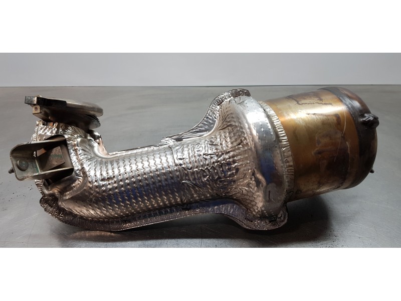 Recambio de catalizador para land rover discovery sport pure referencia OEM IAM LR088326 1939816XCA GJ325G267AF