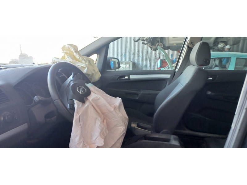 opel zafira b del año 2014 opel zafira b del año 2014