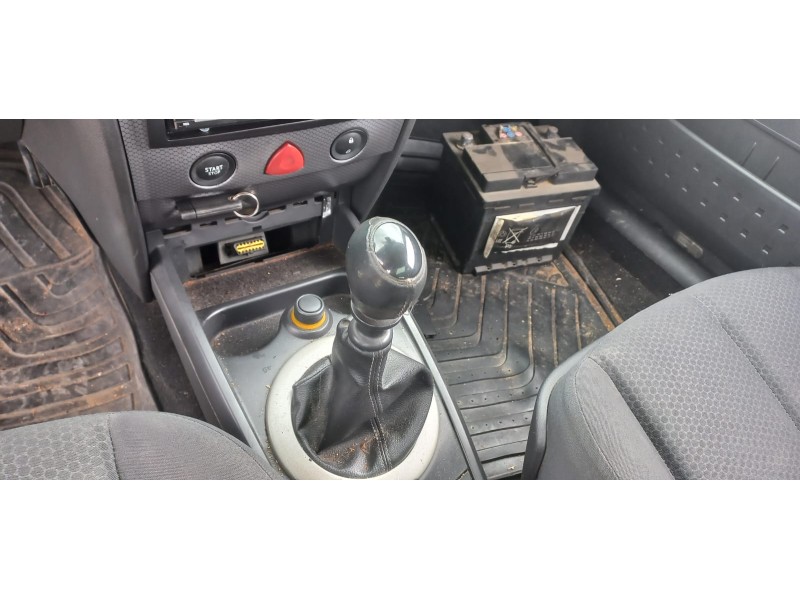 renault megane ii berlina 3p del año 2005